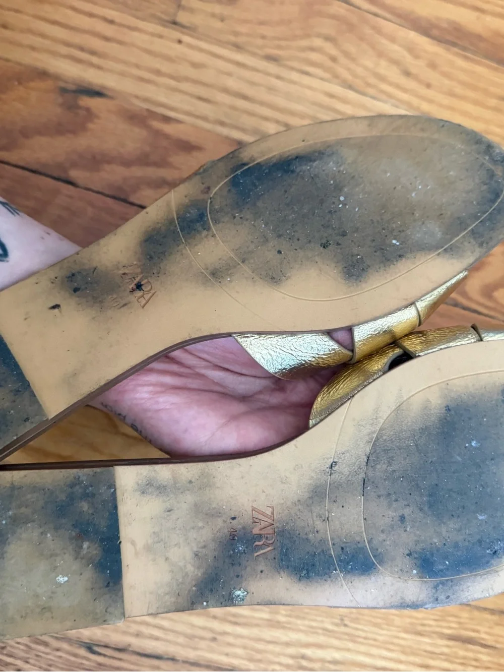 ZARA Women's gold Sandal (Visible Logo) - Picture 5 of 5